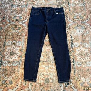 American Eagle Hi-Rise Jean